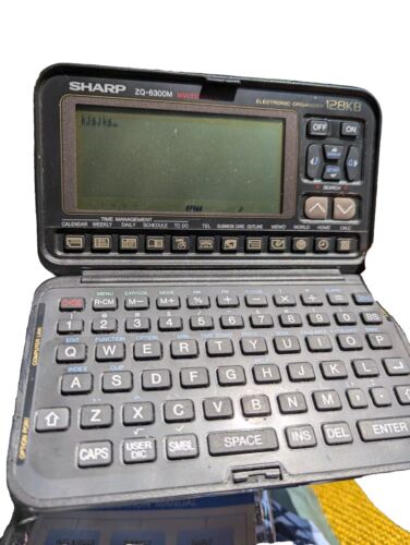 SHARP ZQ-6100M 64KB PDA ELECTRONIC ORGANIZER PERSONAL POCKET PC No Charger - Picture 3 of 7