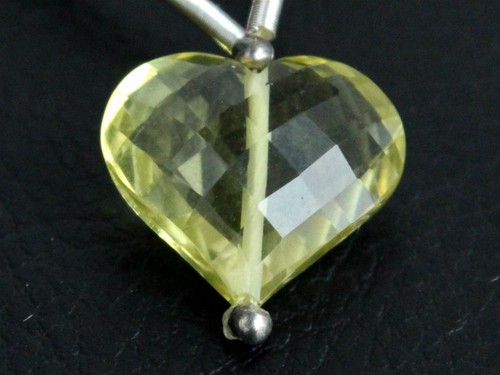 15mm. Natural Lemon Quartz Faceted Heart Gemstone Bead - Picture 5 of 9