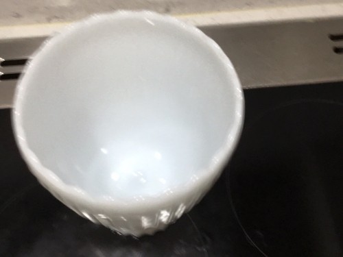 1960’s Georgian Style Milk Glass Vase NAPCO USA Pattern 1188 Stunning - Picture 5 of 10