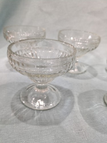Lot of 5 Jeannette Glass Company Footed Custard Dessert Cups 1950’s Ribbed Sides - Picture 3 of 9