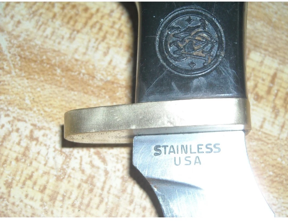Cuchillo de caza Smith & Wesson serie americana fija vintage S&W #6083 desollado  Foto 4 de 4