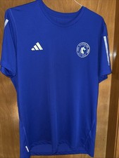 ADIDAS AEROREADY BOSTON ATHLETIC ASSOC 2025 BOSTON 10K LARGE SHIRT (B74)