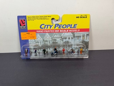 Life Like Trains CITY PEOPLE 1182 HO Scale Railroad Layout Figure Set