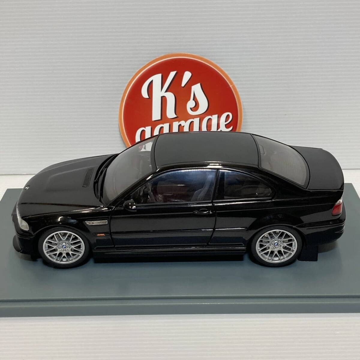 AUTOart BMW M3 CSL e46 Black Sapphire Metallic 70662