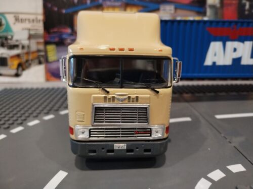 International Eagle 9800 COE (1995) - APL, ALTAYA 1:43 DIE CAST AMERICAN TRUCK - Picture 4 of 6