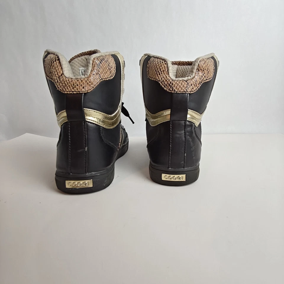 COOGI Australia Zapatillas Altas EE. UU. 7 Baloncesto Negro Dorado Cuero Zapatos Usados Foto 4 de 4