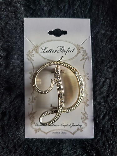 Elegant/Dazzling - Austrian Crystal Silver Tone Cursive Initial Letter Brooches - Picture 17 of 61
