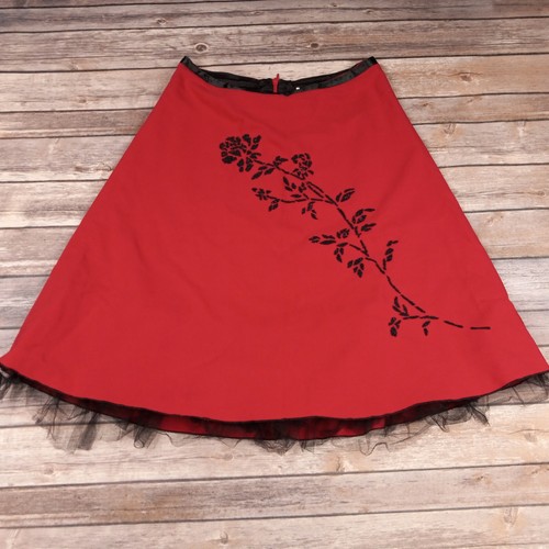 Falda Windsor Talla 1 Rockabilly Roja Columpio Pinup Negra Floral Cuentas - Imagen 1 de 8