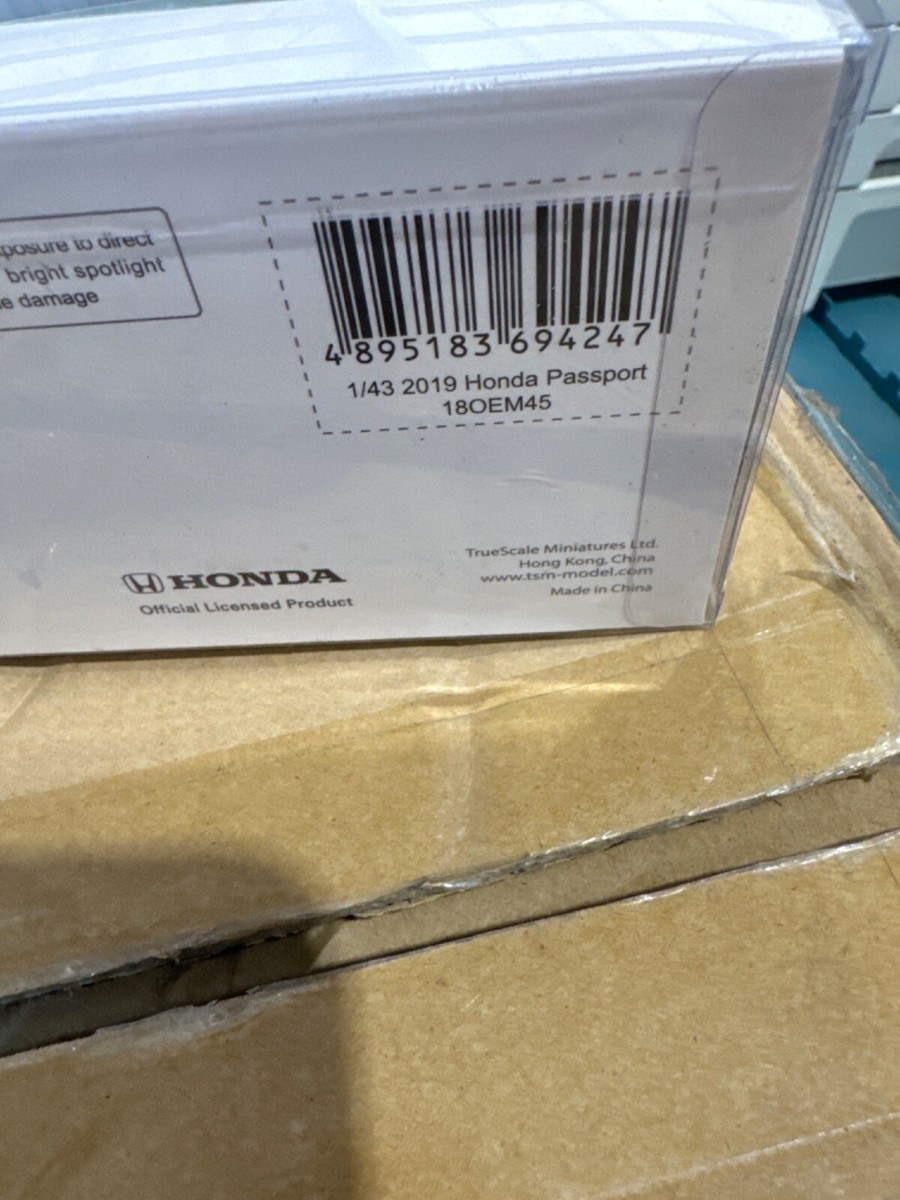 非売品 レア 2019 Honda Passport 1/43 スケール 純正品 非売品 レア 2019 Honda Passport 1/43 スケール 純正品 - メルカリ