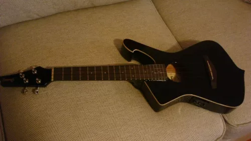 Ibanez Iceman Acoustic Electric Tenor Ukulele with bag UICT10-BK Black EXCELLENT
