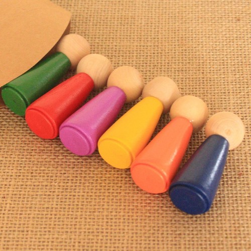 6 Pieces Wooden Rainbow Peg Dolls Toy Pretend Play Educational Toys for Art - Picture 4 of 6