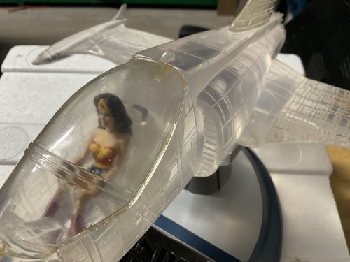 DC Direct Gallery - WONDER WOMAN Invisible Jet Collectable Display Model - Picture 3 of 11