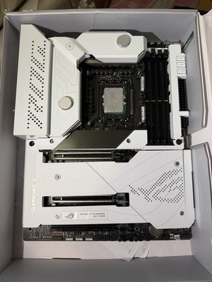 ASUS ROG Maximus Z690 Formula LGA 1700 Intel Motherboard White Used i9 12900k 