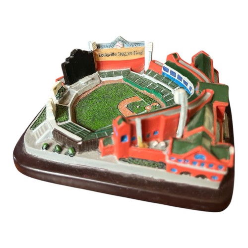 Louisville Slugger Field Miniature Replica Baseball Ball Park Resin 4 inch Bats - 第 2/8 張圖片