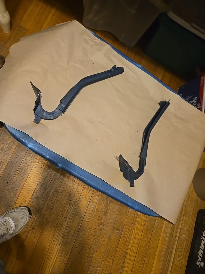 Oldsmobile Cutlass Supreme Salon 442 G 1981-88 carrocería tablero acabado piezas azul Foto 2 de 2