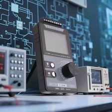 Generatore di segnale di tensione e corrente, simulatore analogico robusto