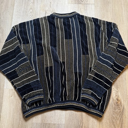 Mens TUNDRA CANADA Sz L Black Funky Art-to-Wear Chenille Crewneck Sweater FLAW - Picture 2 of 7