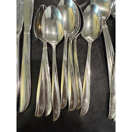 Vintage Silverware onedia Set Service for Starburst Pattern Flatware 46 pieces - Picture 3 of 9