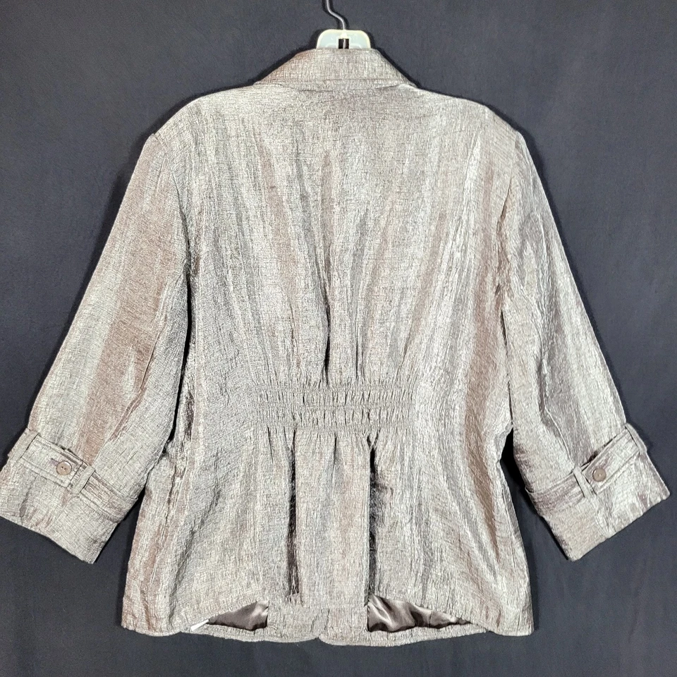 Chaqueta Blazer Joan Rivers Brillante Metálica PLATEADA Cintura Calada Manga 3/4 Foto 2 de 4