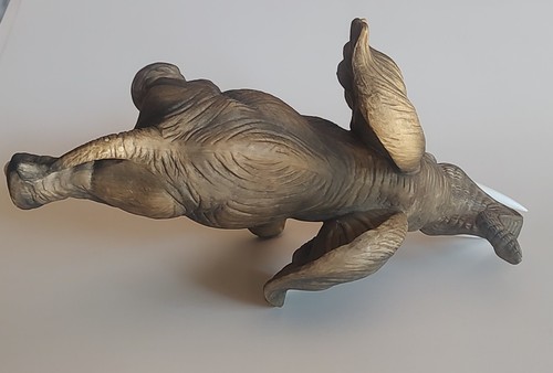 African Elephant with Raised Trunk and Tusks Vintage Ceramic 1970s Taiwan - Picture 11 of 13