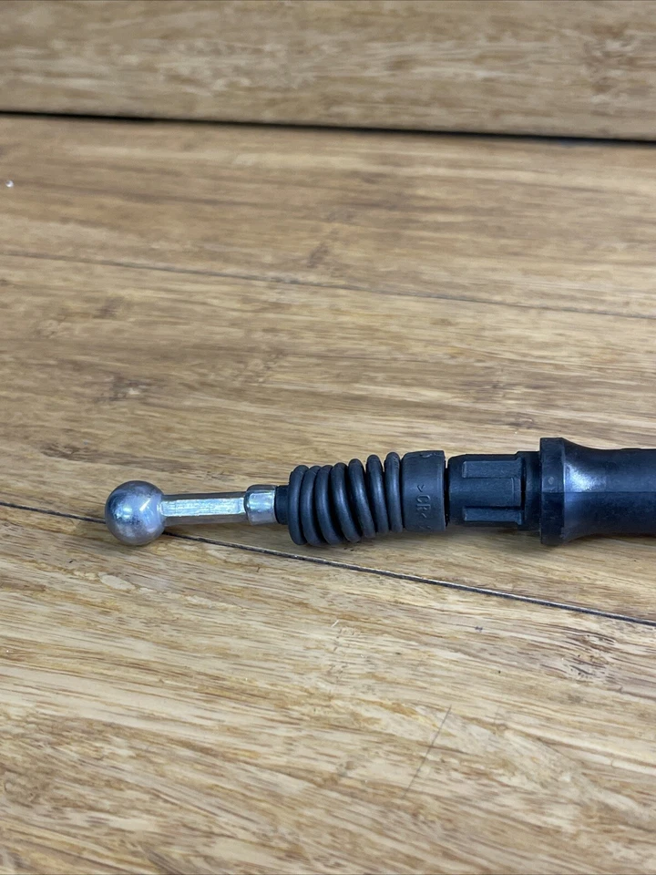 Cable de freno de estacionamiento OEM 2014 Volkswagen Jetta 2,0 L 2,5 L 1 km-609-721-C Foto 4 de 4