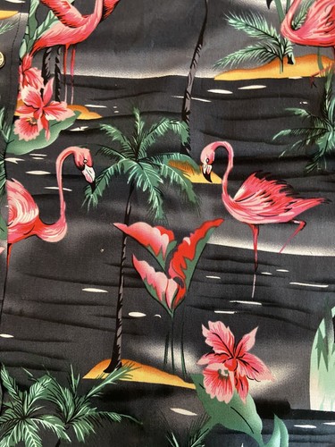 Adorable Women's Size Small Black w Pink Flamingo Hibiscus Camp Shirt NWT - Picture 2 of 3