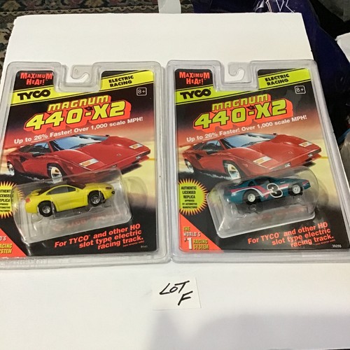 VINTAGE 2 PIECE LOT TYCO SLOT CARS / NEW OLD / NISSAN / STEALTH VIPER / LOT F !!