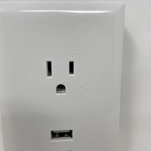 RCA WP2UWR AC USB 2.1 Wall Outlet Ivory (USED) - Picture 2 of 12