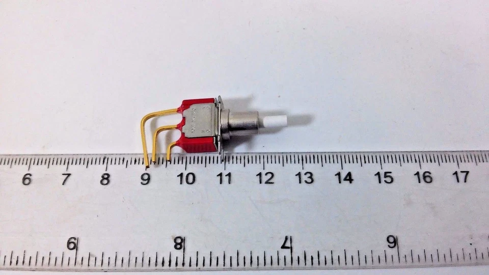 1 Pcs C&K Switch Pushbutton SPST On-(On) 0.4 VA MAX Heavy Duty 3 Gold Pins - Image 2 of 4