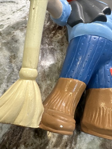 Atlantic Mold “Helga the Housekeeper” Painted Ceramic Figure, Vintage PO-VG+ - Picture 13 of 13