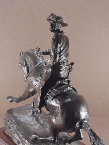 De colección 1988 Frederic Remington Bronce "EL VAQUERO" The Franklin Mint - Imagen 6 de 11