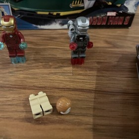 LEGO 76006 Marvel Super Heroes: Iron Man Extremis Sea Port Battle Complete w/Box