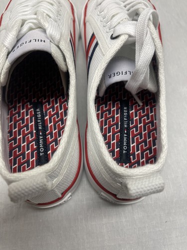 Tommy Hilfiger Glorie Women’s NIB White Canvas Lace Up Sneakers Size 9M - Picture 5 of 8