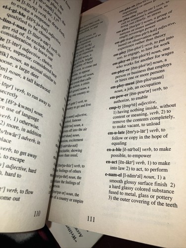 A Students Dictionary (Trade Paperback)-Like New, Sat On A Shelf. - 第 5/14 張圖片