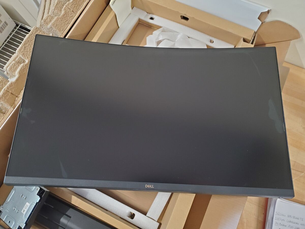 Dell 32 Inch Curved Gaming Monitor - S3222DGM - CRACKED Dell 32 Inch Curved Gaming Monitor - S3222DGM - CRACKED