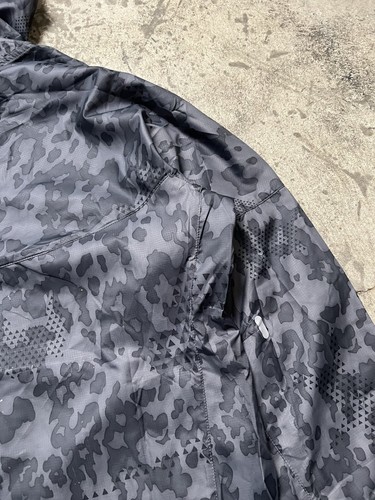 Nike Gray Camo Patterned Athletics West 2011 Nylon Sample Windbreaker Men’s M - Picture 12 of 13