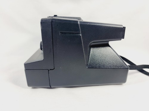 Polaroid Sonar OneStep Instant Film Camera - Picture 2 of 8