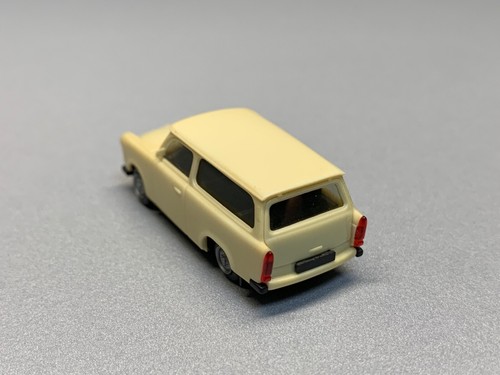 Trabant 601 Kombi station wagon classic car DDR Auto hell PKW Herpa H0 1:87 - Picture 5 of 12
