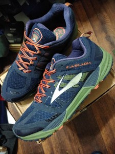 brooks cascadia 10.5