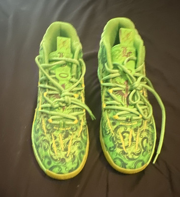PUMA MB.01 Men s Basketball Mid Top Lace-Up Sneakers Green/Yellow Graphic