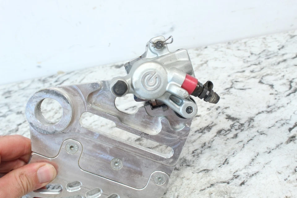 Pinza de freno trasera Husqvarna FC250 FC 250 2020 con aleta EE Shark 77713080001 Foto 2 de 4