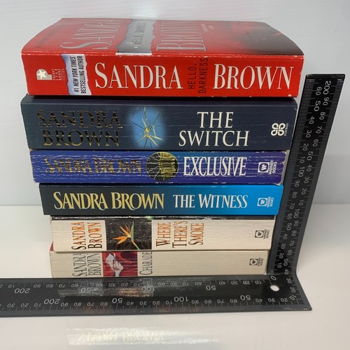 6x Sandra Brown Paperback Books Bundle Lot Romance, Thriller - Picture 2 of 5