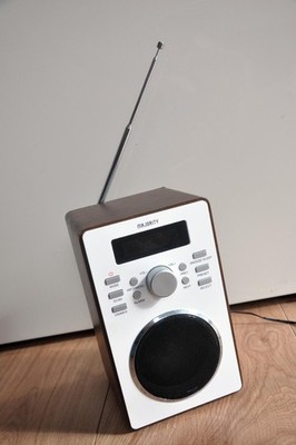 DAB-Digitalradio Retro-Design, DAB+ und UKW-Radio, Majority