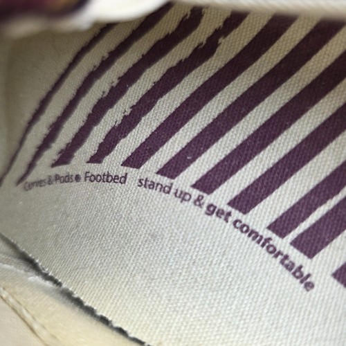 Neu Taos bequeme Damen-Slipper 8,5 Rubber Soul burgunderrot kariert Canvas - Bild 11 von 11