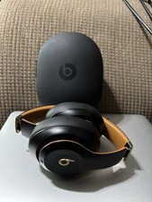Beats Studio3 Wireless Over-Ear Headphones - Midnight Black/Gold