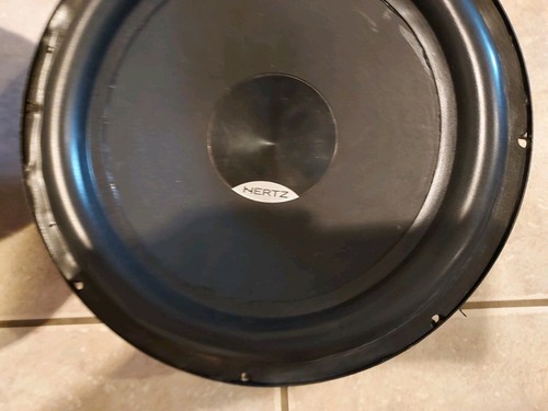 Pair 12 Hertz DS-300.3 600 Watt 4-Ohm Subwoofer - Picture 3 of 9