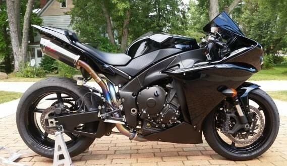 Yamaha YZF-R1 2012 us逆車 純正カウル 大型バイク試乗記：その5 YZF-R1逆車 2012年モデル@プレスト逆