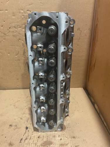 LT2 C8 corvette cylinder head low miles take offs 12702630 " 1 head " 6.2 LT - Bild 2 von 9