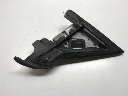 SAAB 9-3 2006 03-07 2.0T CONVERTIBLE RIGHT SIDE MIRROR MOUNT BRACKET 12830636