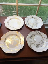 Spode England Compliments Luncheon 9” Scallop Edge Plates White Gold Set Of 4